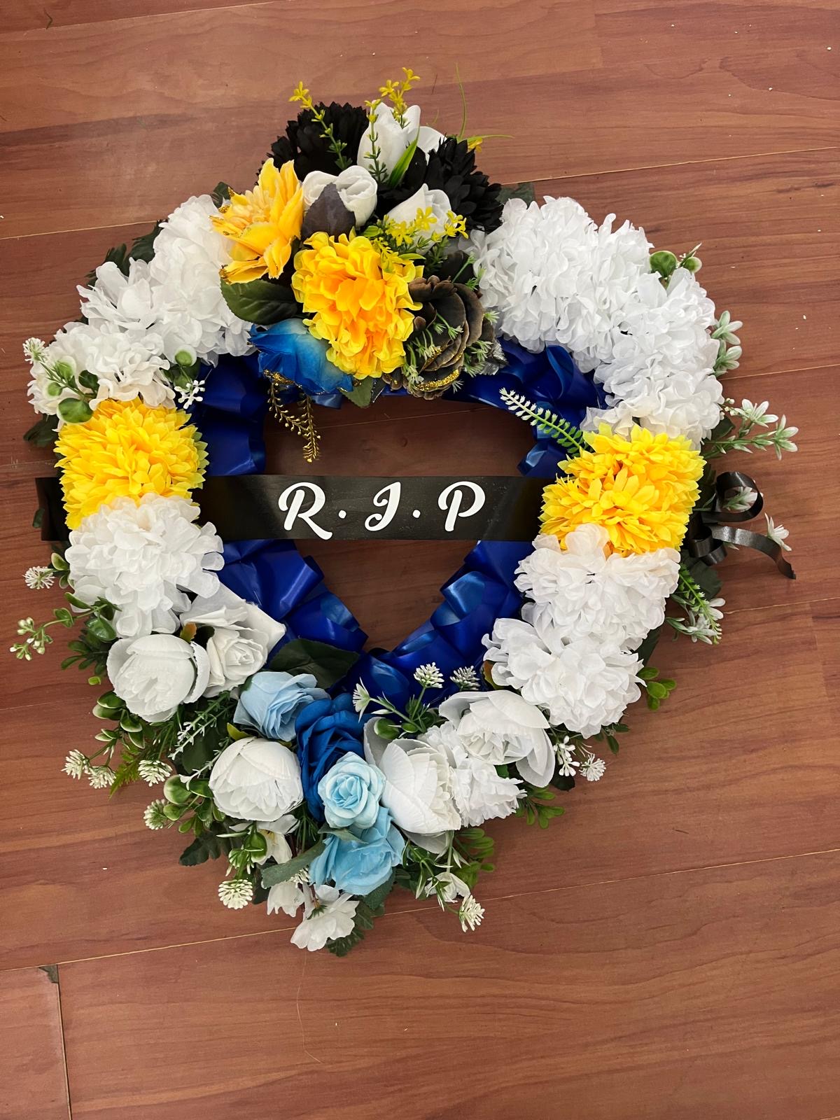 Heart Tribute with Keepsake Banner